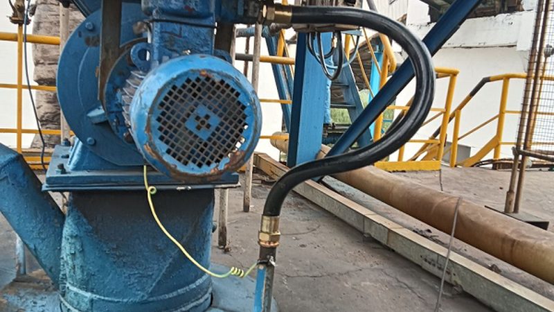 三相异步电机噪音大？揭秘解决方案与优化技巧